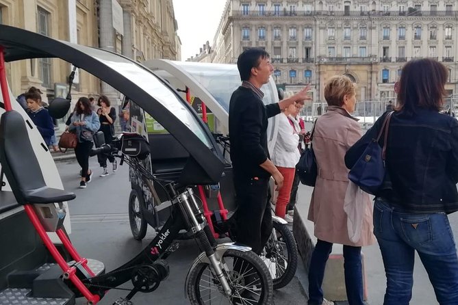 1 or 2-Hour Pedicab tour of Lyon - Vieux Lyon: traboules, Saint-Jean Cathedral, and La Tour Rose