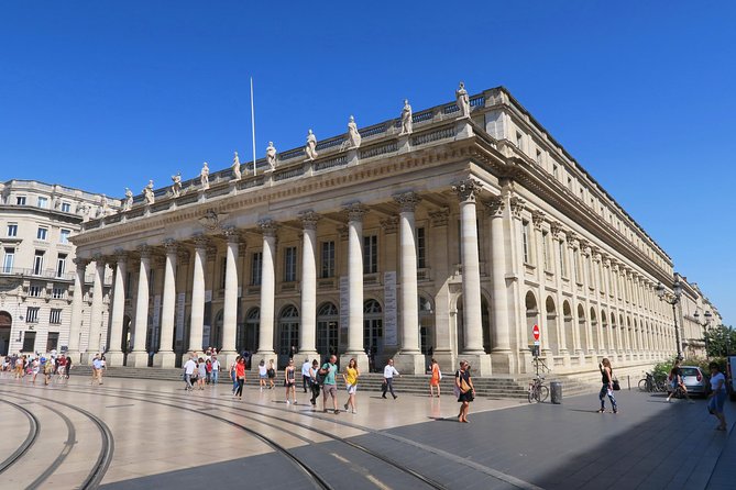 2-Hour Walking Tour of the City’s Iconic Sights and History - Place du Parlement: a smaller square that still adds context