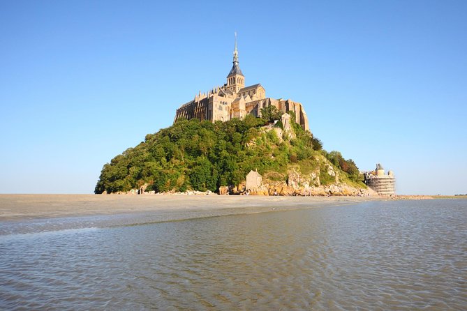 3 Days Trip to Normandy, Loire and Mont Saint Michel from Paris - St-Malo ramparts and Mont Saint-Michel abbey stairs: Day 2 in Brittany and Normandy