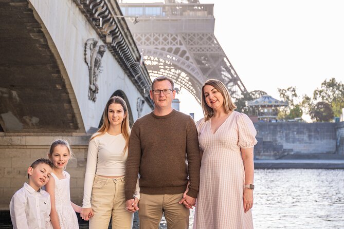 30 min photosession in Paris, all photos sent and edited - Photo privacy and social media consent, read this before you go