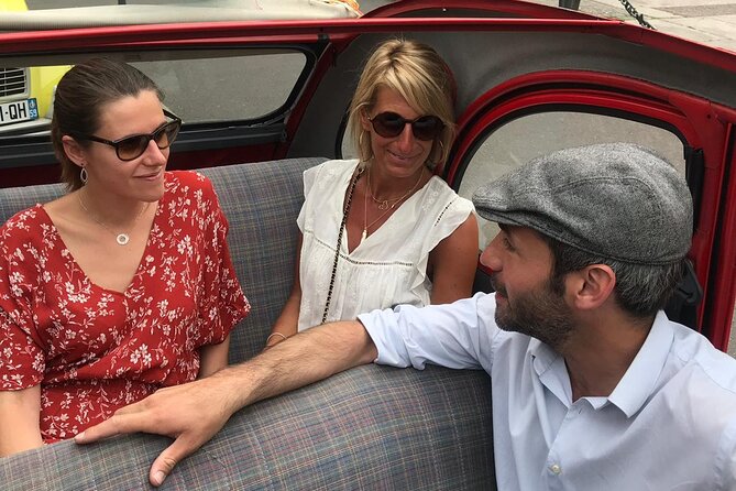 30-Minutes Private Guided Tour of Lille by Convertible 2CV - Nouveau Siècle: culture in motion, even from the street