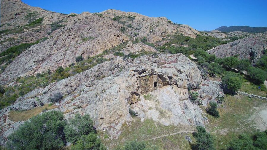 4x4 Agriates Desert and Beach Excursion from Calvi - The 4x4 Ride, Air-Conditioning, and Your Guide’s Role