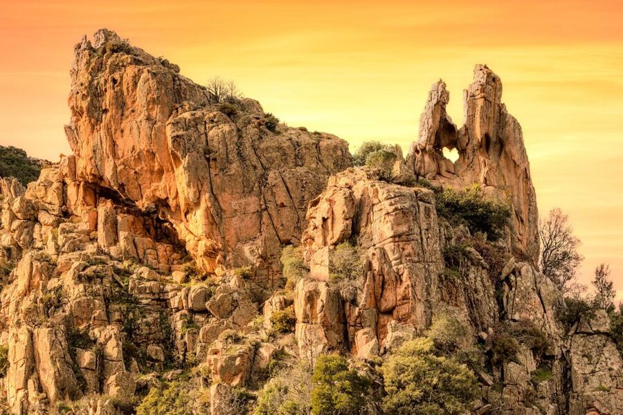 Ajaccio/Porticcio: Scandola Nature Reserve Guided Boat Tour - Calanques de Piana: the red granite you came for, plus caves and arches