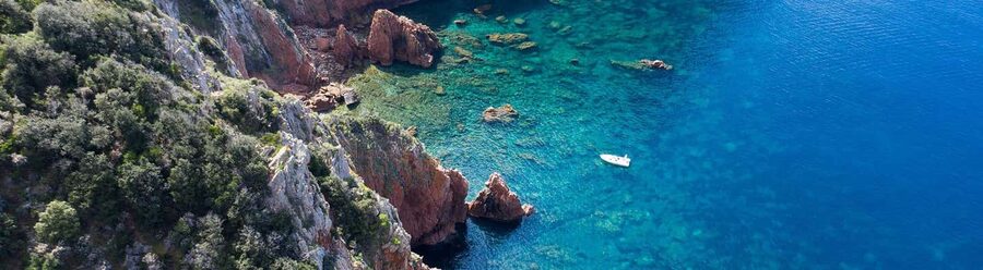 Ajaccio: Scandola - Girolata - Piana - Capo Rosso Tour - Entering the UNESCO Scandola Nature Reserve by sea