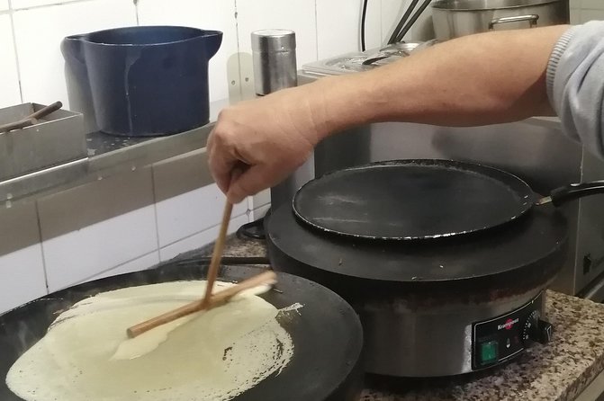 Amazing Sweet Crêpe Cooking Class Paris - Key points before you go