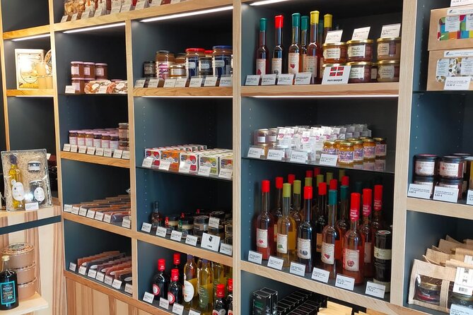 Annecy Food Tour – A Full French Meal Experience by Do Eat Better - Stop 4: Place des Cordeliers and Pastry Choices