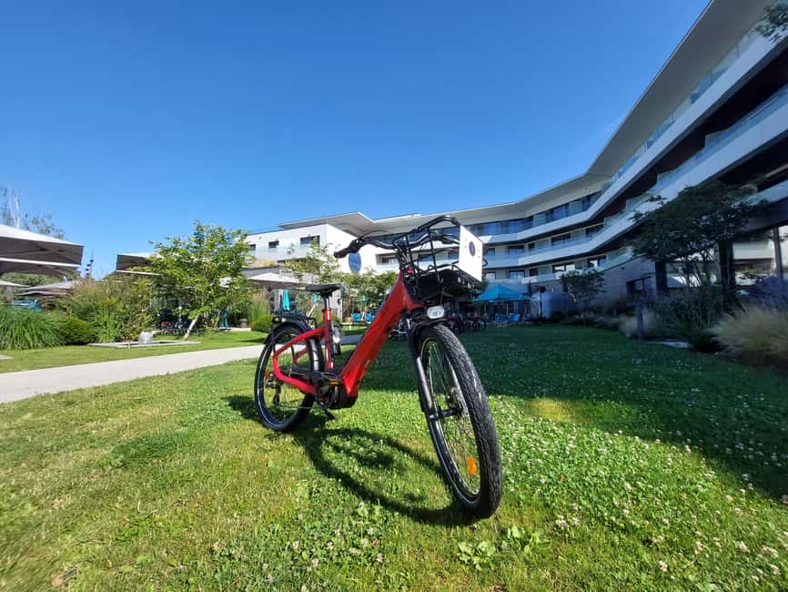 Annecy-le-Vieux, France: Electric and Classic Bike Rentals - Key things I’d bank on before you go