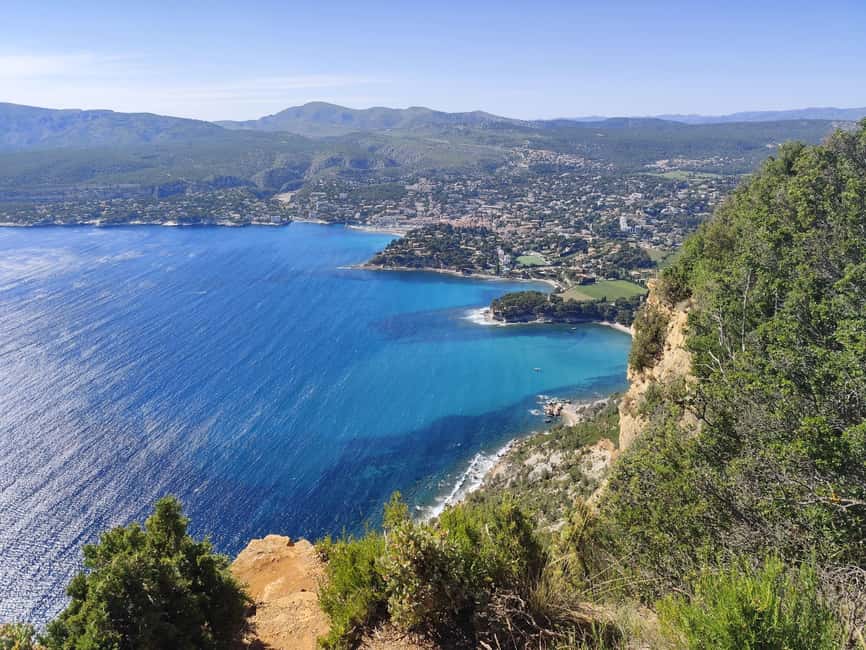 Bandol and Cassis: Full Day Wine Tour from Marseille - Cassis: white wine tasting with sea-cliff energy