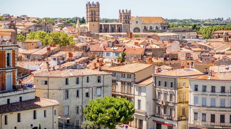 Best of Montpellier: Private Walking Tour with a Local - Duration and pacing, from a quick orientation to a longer wandering day