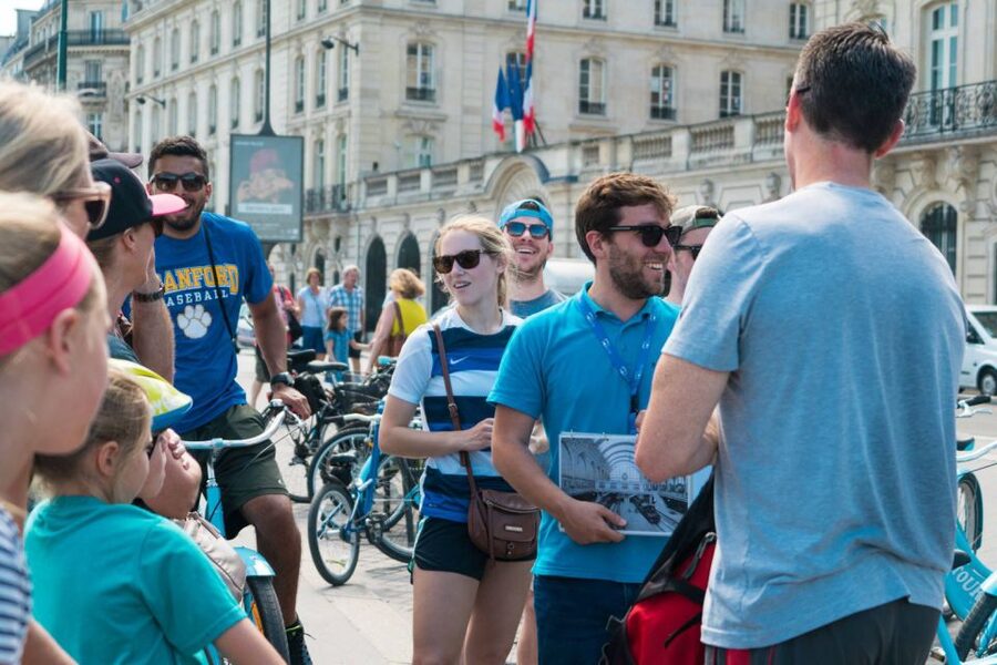 Best of Paris Bike Tour - A 4-hour best-of Paris ride that saves your legs