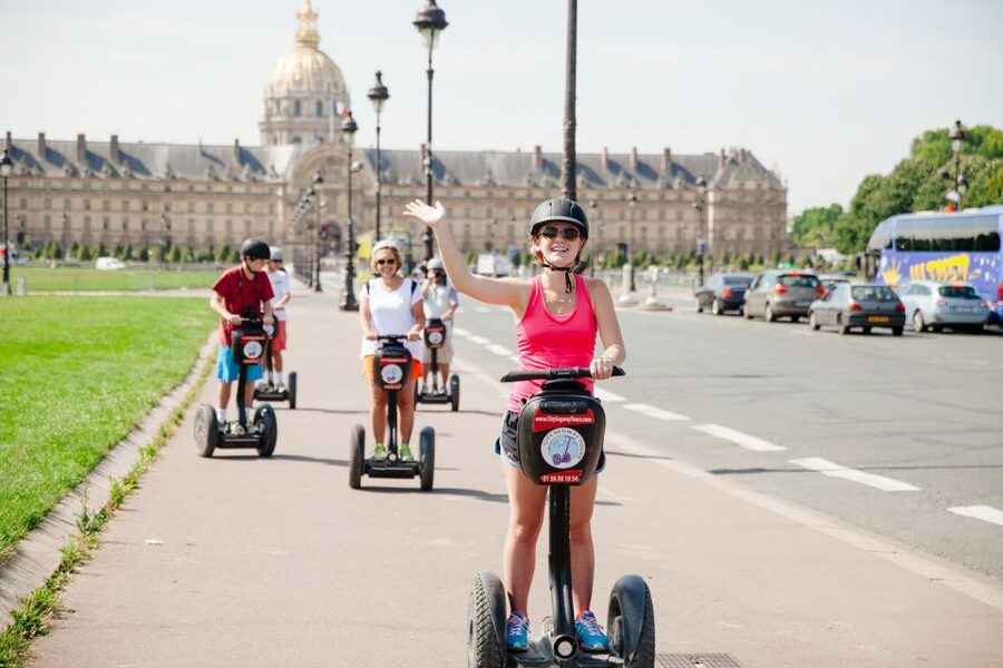 Best of Paris Electric Bike Tour - How long is enough for these big names?