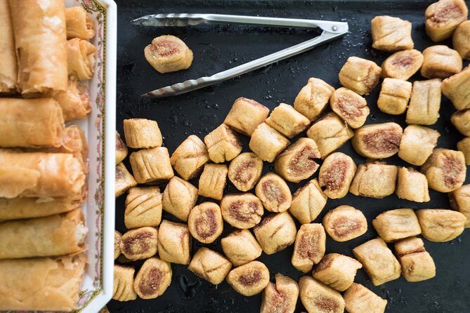Beyond Bouillabaisse: Diving into Marseille’s Multicultural Stew - Food Amount and Why Two Full Meals Matter for a Walking Tour
