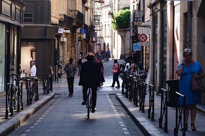 Bordeaux' Best Boulangeries & History Tour - Eglise St Pierre, the Old Bordeaux streets you might otherwise miss