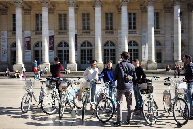 "Bordeaux by bicycle: a 3-hour tour immersive experience" - FAQ