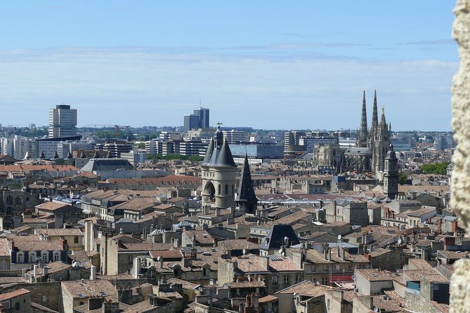 Bordeaux City Pass - Unlimited Bordeaux trams and buses, plus how to ride smart