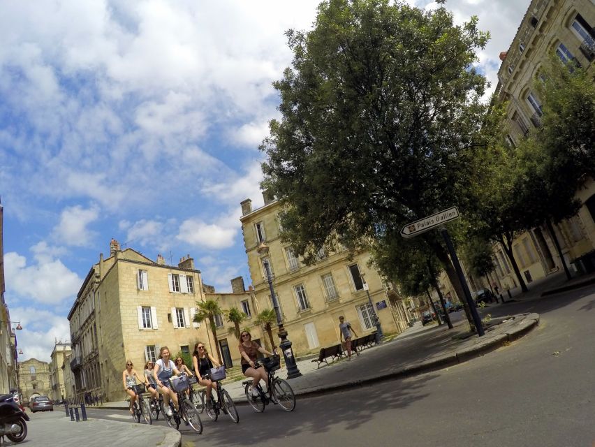 Bordeaux: Essentials 3-Hour Bike Ride - Price and value: why $41 can be a good deal