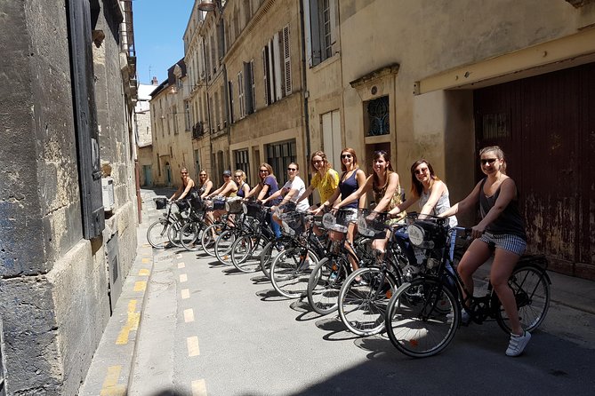 Bordeaux Essentials Sightseeing Bike Tour with a Local Guide - How the local guide shapes the whole experience