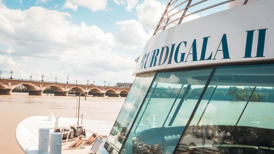 Bordeaux: Guided Wine and Canelé Discovery Cruise - Pont d’Aquitaine and the feel of “farther downriver”