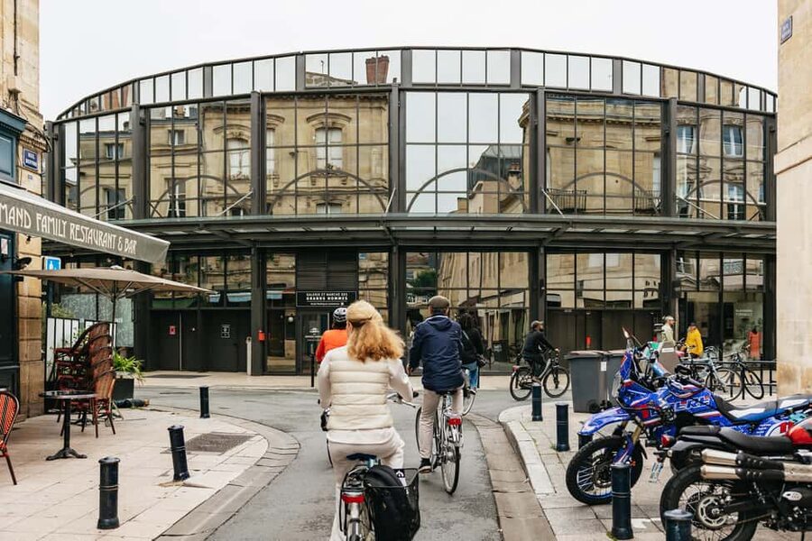 Bordeaux: Historic Center & Chartrons District Bike Tour - Darwin Eco-systeme: The Break That Changes the Mood
