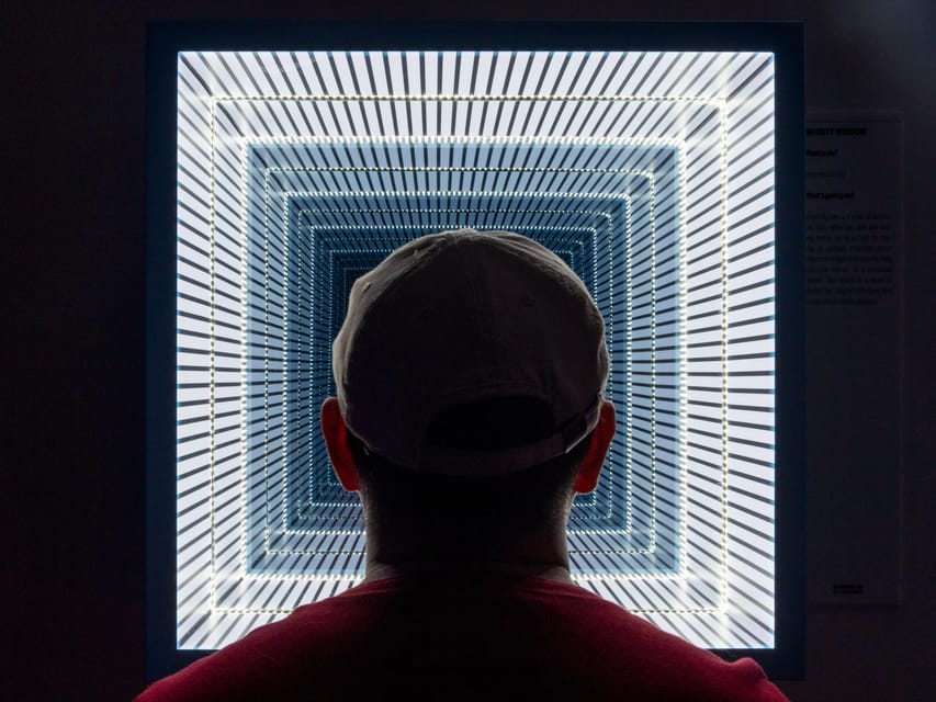 Bordeaux: Museum of Illusions Entry Ticket - Tips so you get better photos and more fun