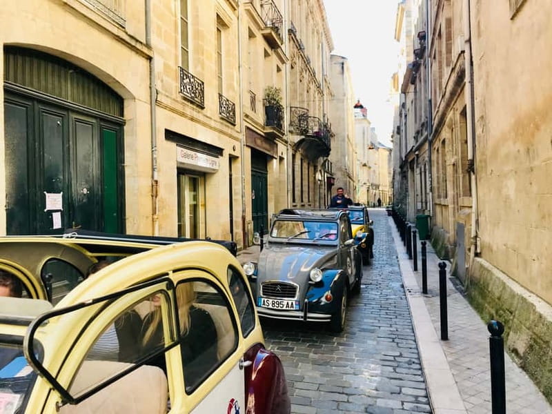 Bordeaux: Private Tour in a Citroën 2CV - Key highlights to look for