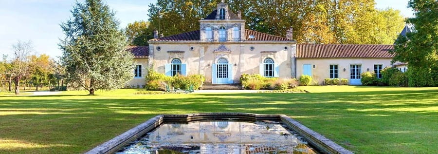 Bordeaux: Saint-Emilion and Medoc Full-Day Wine Experience - Transport reality: how to avoid the most common day-trip annoyance