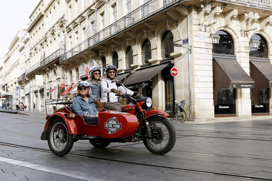 Bordeaux: Sightseeing by Side Car - Why Bordeaux Looks Different From a Retro Side Car