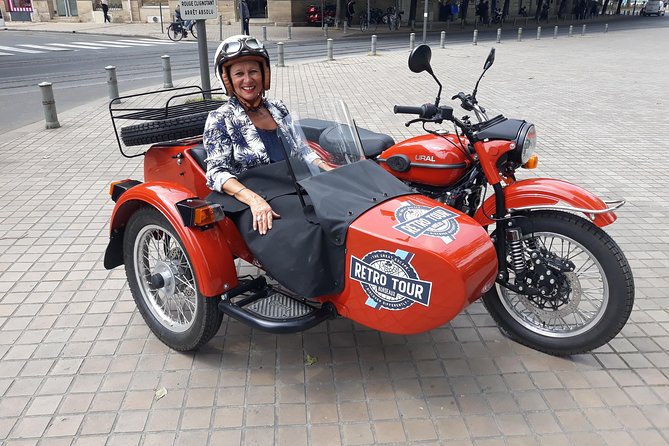 Bordeaux Sightseeing Private Sidecar Guided Tour - English live commentary that keeps pace with your ride