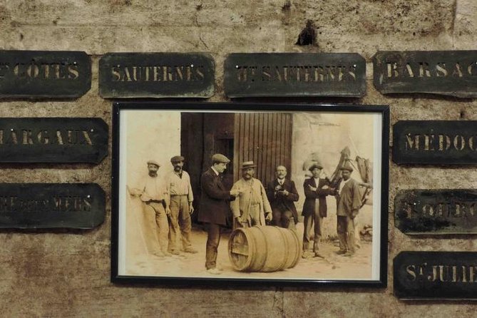 Bordeaux Wine and Trade Museum Admission Ticket with Wine Tasting - What the museum visit feels like: quick, readable, and a bit old-school