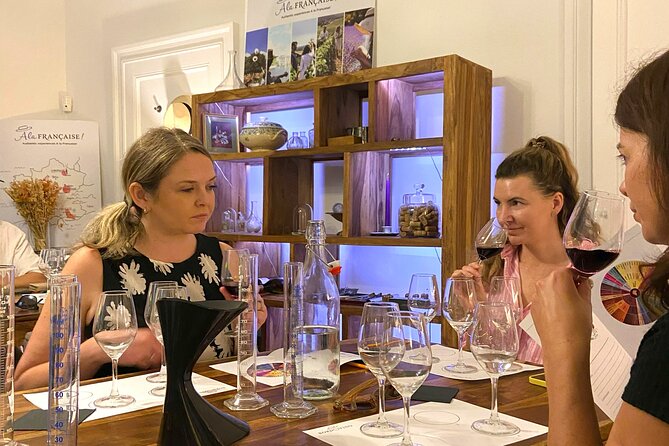 Bordeaux Wine Masterclass: Blending workshop with appetizer - Bordeaux Wine Masterclass with Appetizer: a hands-on lesson, not a lecture