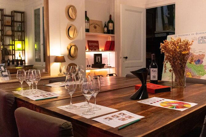 Bordeaux:Wine Masterclass & Blending workshop with appetizer - The 90-minute rhythm: from welcome sips to blind guessing