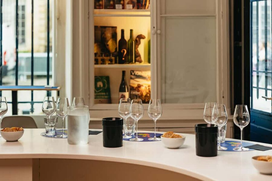 Bordeaux: Wine Masterclass with Cheese and Charcuterie Board - Price and value: why 53 dollars can make sense in Bordeaux