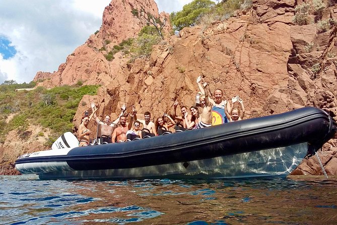 Calanques and red rocks - Departure Saint Raphaël - Photo Stops, Guide Stories, and Names You Might Hear