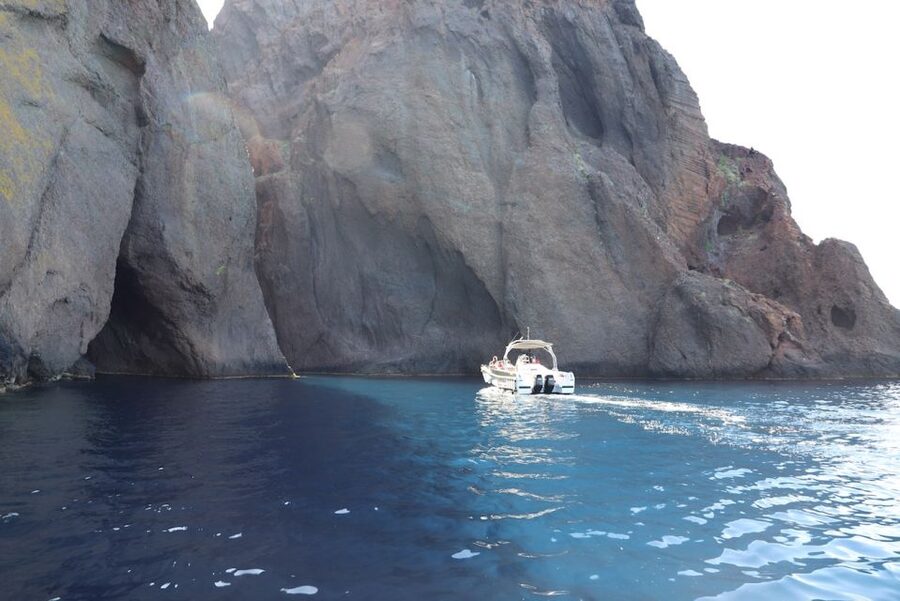 Calvi: Scandola and Girolata 6-Hour Boat Tour - What to Pack for a 6-Hour Sea Day in Corsica