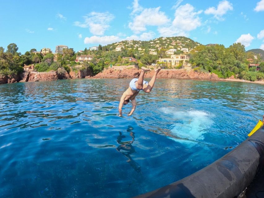 Cannes: 2.5-Hour Esterel Calanques Boat Excursion - On the boat: what the jockey seats and safety briefing really mean