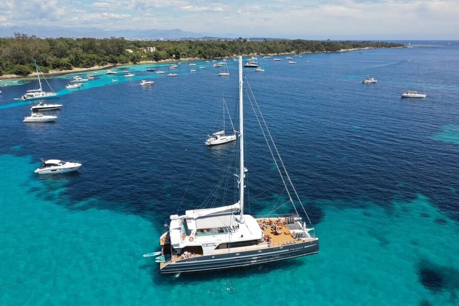Cannes: Half-Day Catamaran Cruise with Lunch - Cold buffet lunch and rosé: good food, easy pacing