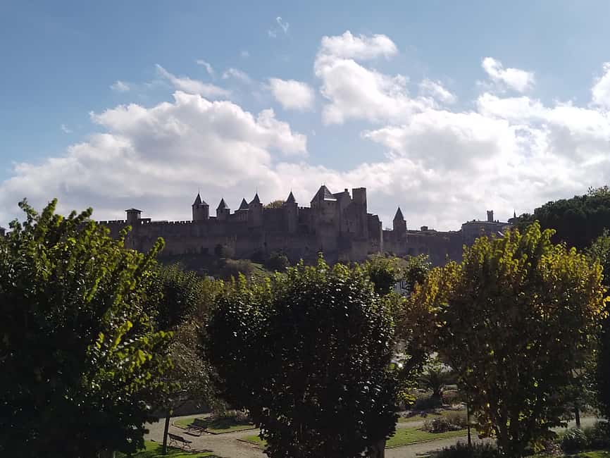 Carcassonne: Private Guided Tour of the Medieval Fortress - Guide languages and the private-group feel