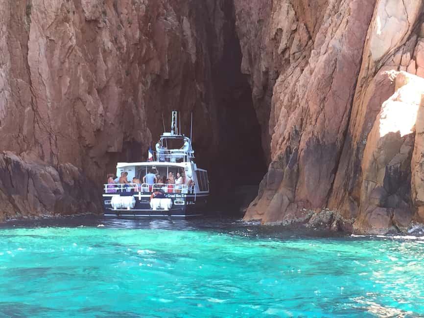 Cargèse: Scandola, Girolata, and Piana Afternoon Boat Tour - Scandola Nature Reserve: volcanic rock, Gargalo, and marine life in faults