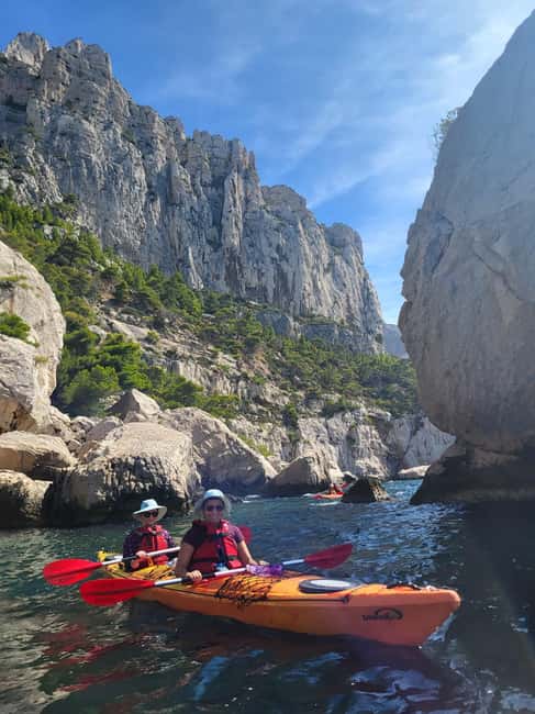Cassis: Calanques National Park Sea Kayaking Tour - Guides in English and French, and why the small group matters