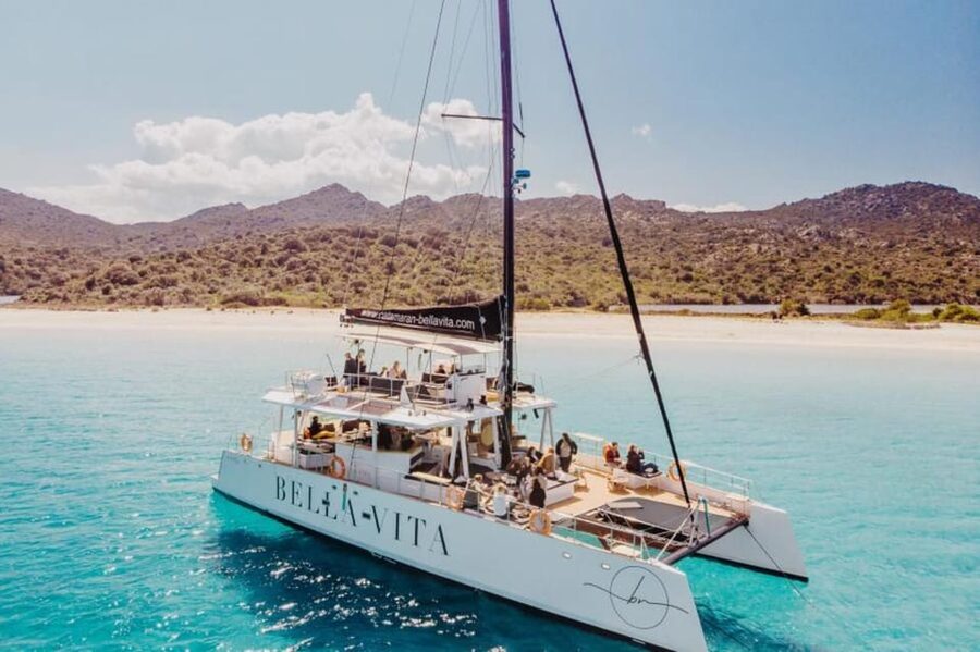 Catamaran day excursion - Agriates coves and swimming stops: plan for sun, wind, and quick jumps