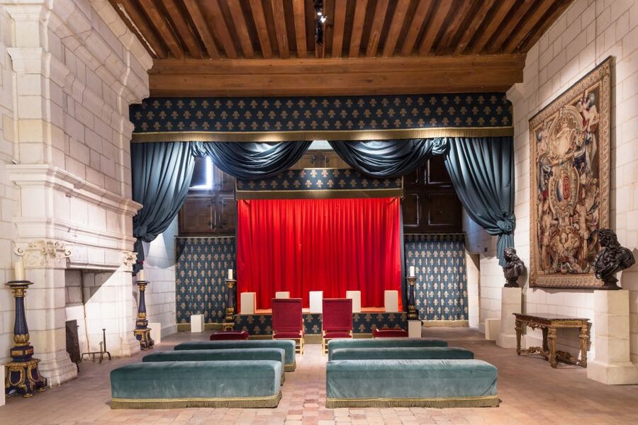 Chambord: Entry Ticket to the Castle - Temporary exhibitions: small cost, real added value