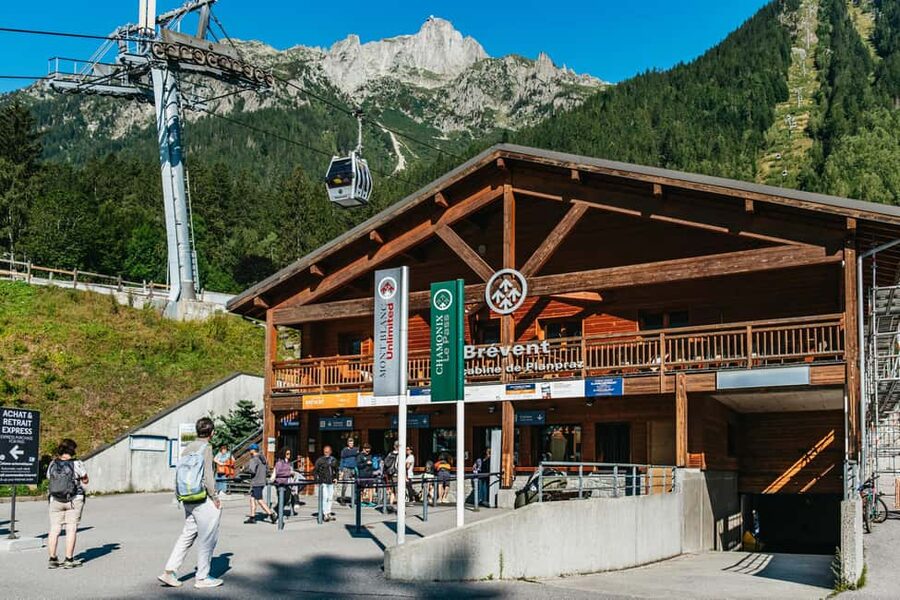 Chamonix: Tandem Paragliding Flight - Landing, drop-off, and what to do with your phone and memories