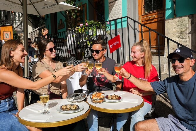 Champagne & Oysters Paris Food Tour - Why Champagne and Oysters in Le Marais feels different