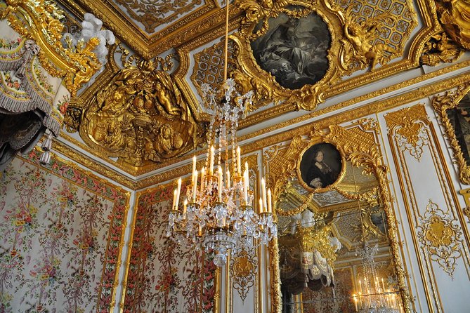 Château of Versailles and Marie Antoinette's Petit Trianon Private Tour - Gardens of Versailles: Walking the Grounds and Watching Fountain Shows
