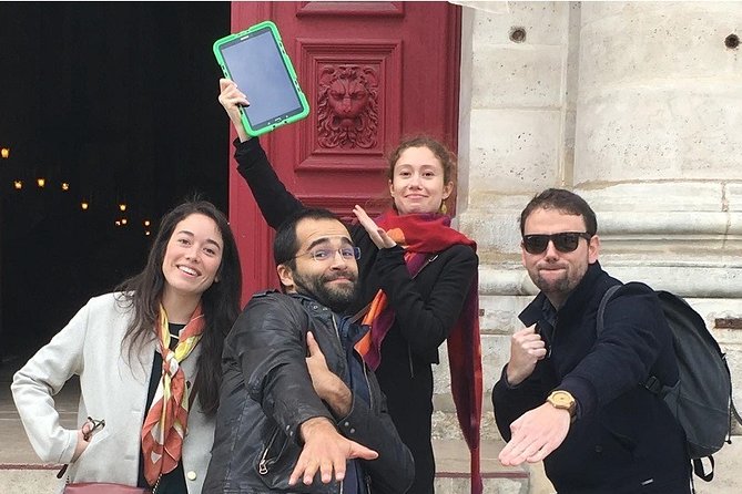 ClueZ Paris Game - A tablet-led game is a smarter way to see Paris neighborhoods