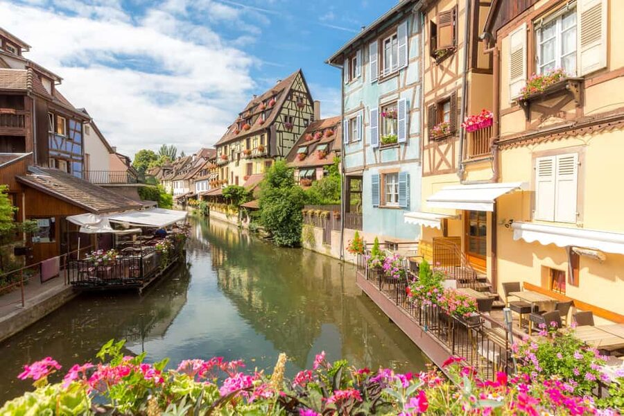 Colmar: Express Walk with a Local in 60 minutes - Getting your bearings fast in Colmar, without missing the point