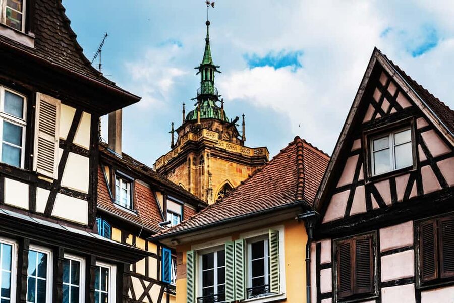 Colmar: Express Walk with a Local in 60 minutes - Walking the quaint lanes: when the streets start to make sense
