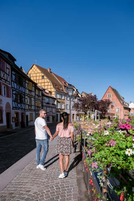 Colmar: Express Walk with a Local in 60 minutes - Local lifestyle stops: how the drink and food tips change your whole trip