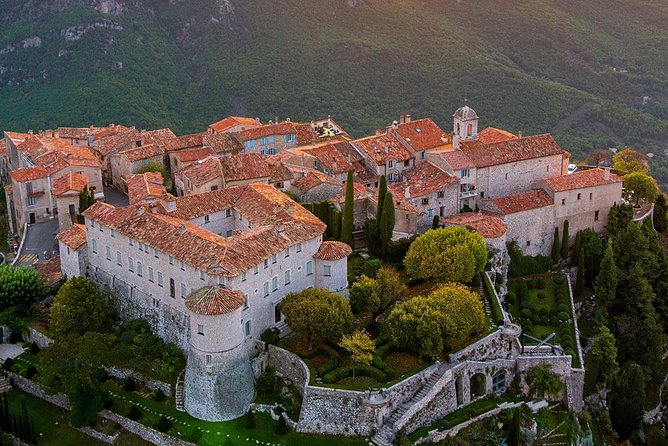 Countryside Tour - Stop 2: Gourdon Castle and medieval streets with big views