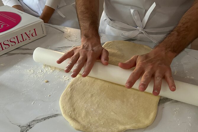 Croissants and pains au chocolat with a pastry chef in Paris - The Paris recommendations part that actually helps